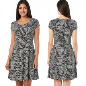 Michael Kors Black & White Sleeveless Dress - Size L